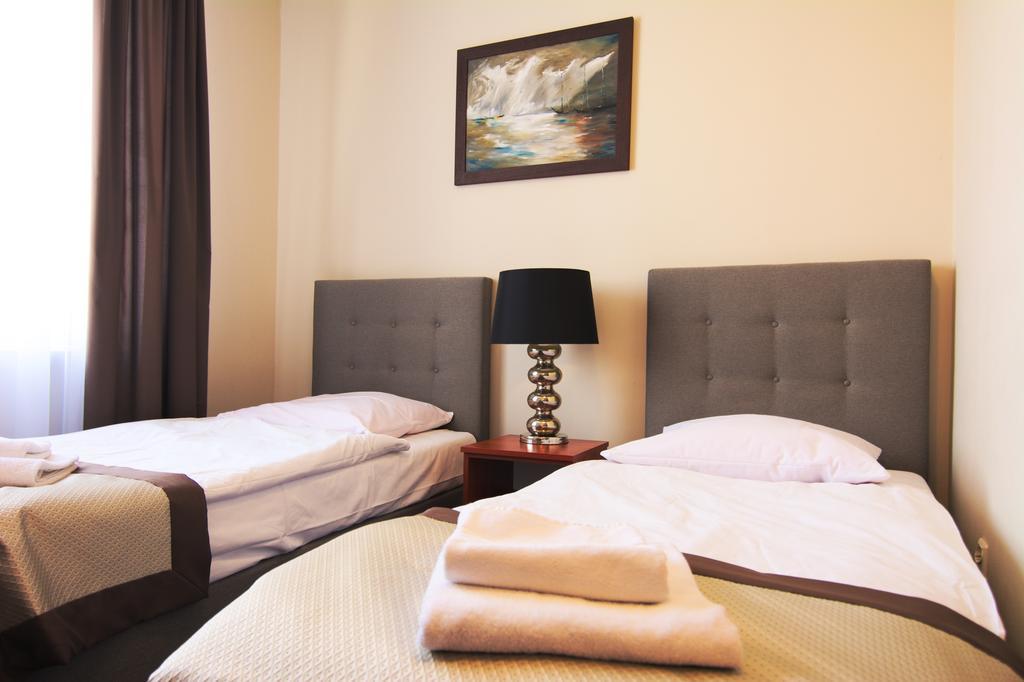 Centrum Konferencyjno-Apartamentowe Mrówka 3*