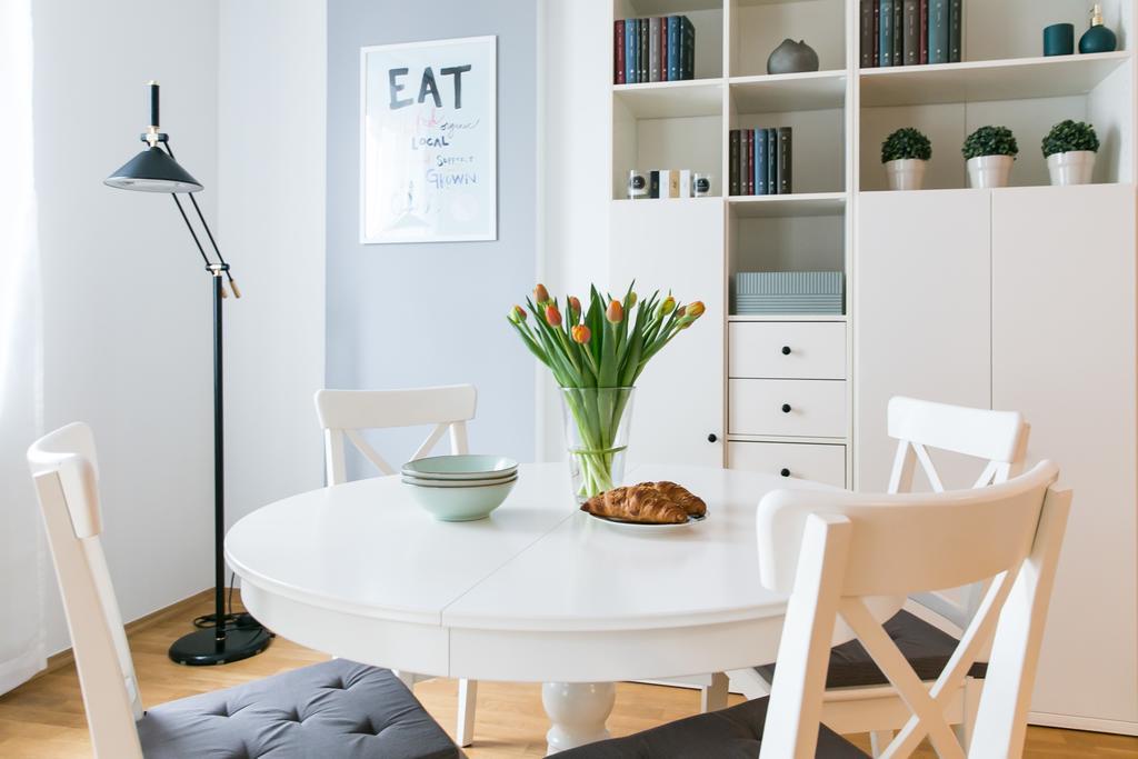 Forget Me Not Apartment Warsaw