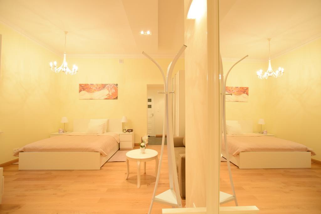 Elegant Apartment Foksal * Warsaw