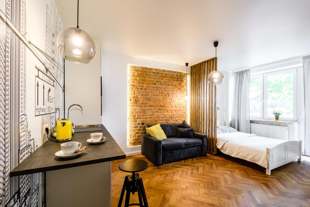 Apartment Station *