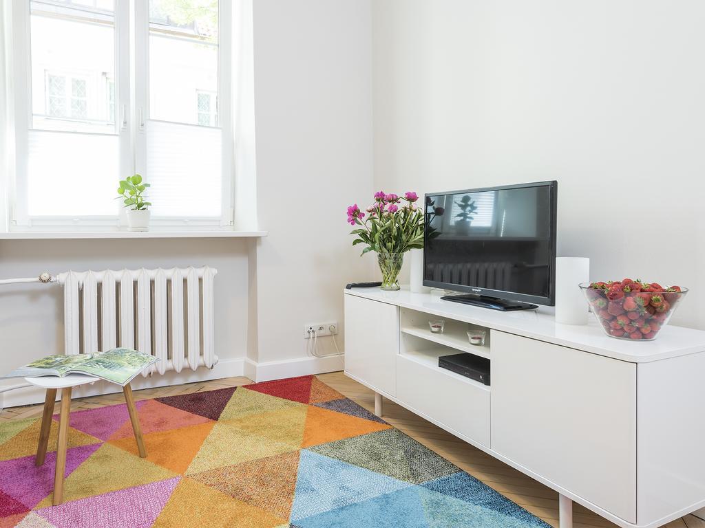 Apartment Delightful New Town Square Warsaw