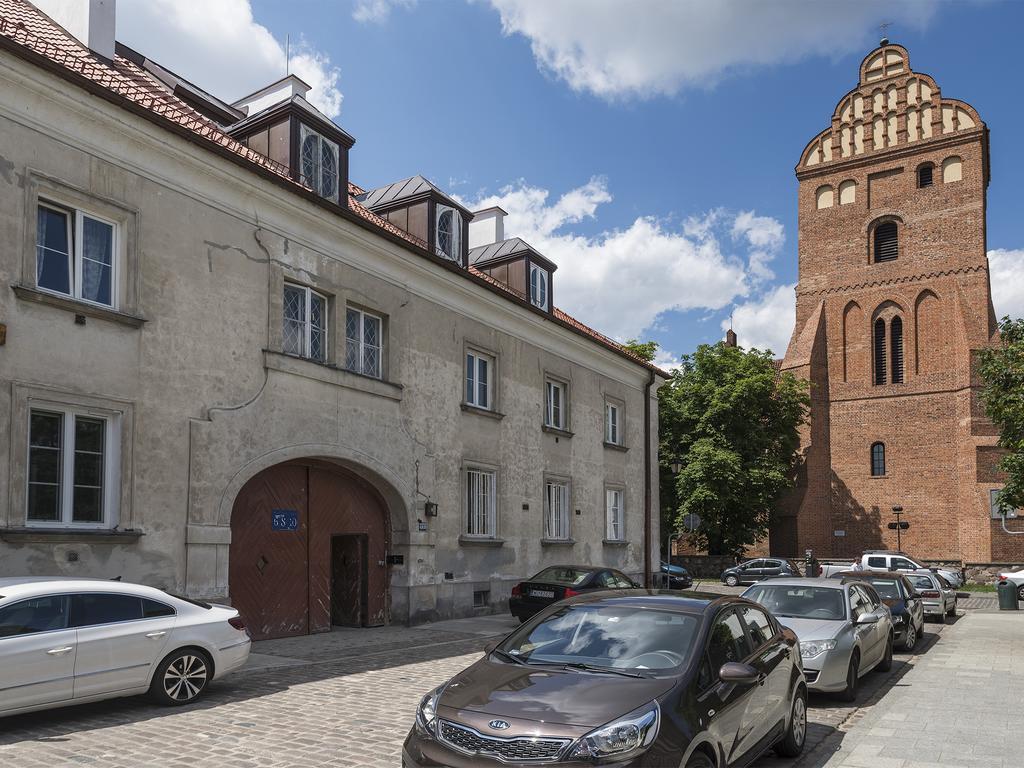 Apartment Delightful New Town Square Warsaw