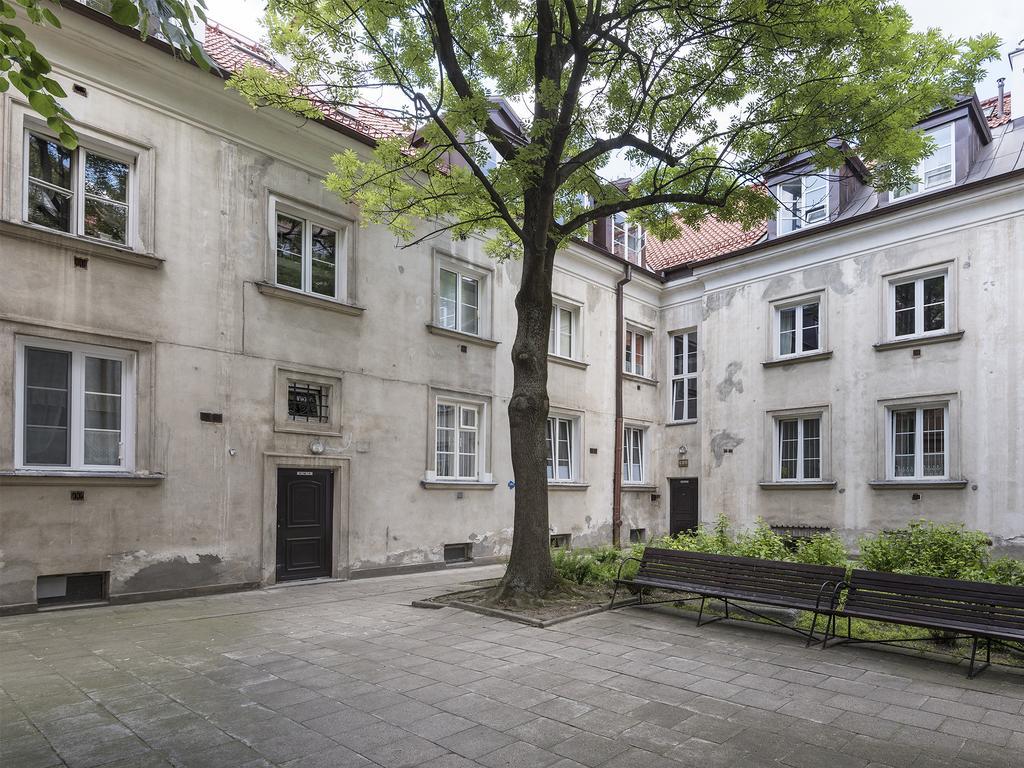 Apartment Delightful New Town Square *