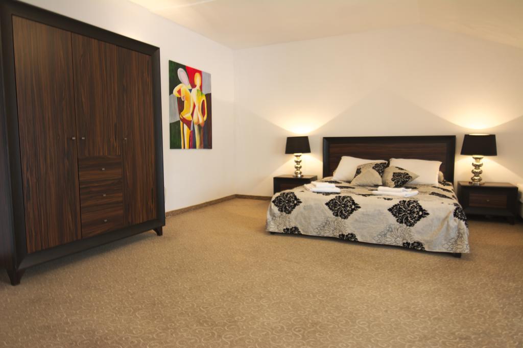 Centrum Konferencyjno-Apartamentowe Mrówka Varsóvia
