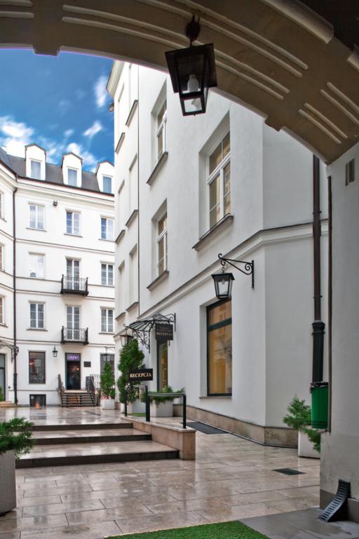 Aparthotel St. Andrew's Palace Warsaw