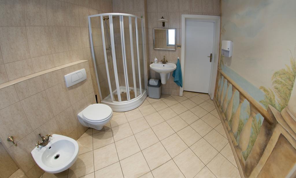 Hostel Wilanowska Warsaw