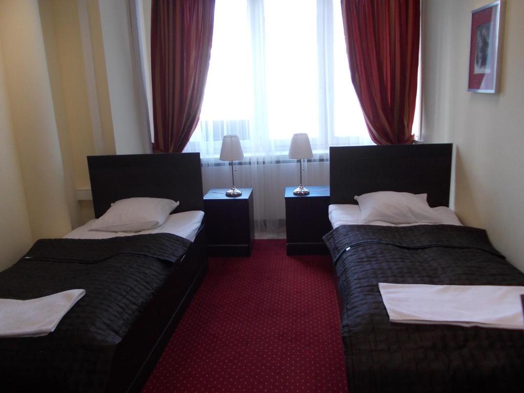 Scsk Zurawia Bed & Breakfast Warsaw
