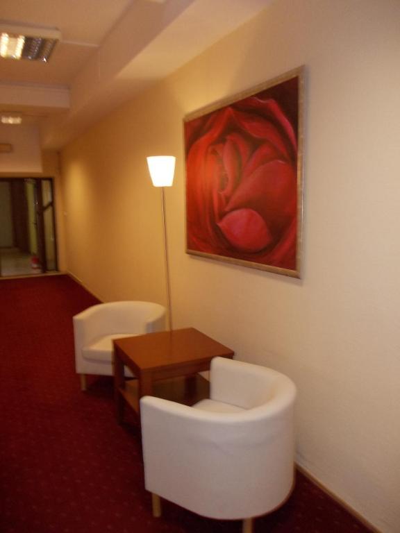 Scsk Zurawia Bed & Breakfast 2*