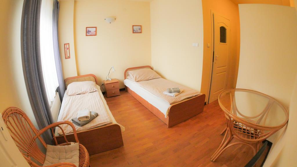 Pokoje Goscinne Animar Warszawa