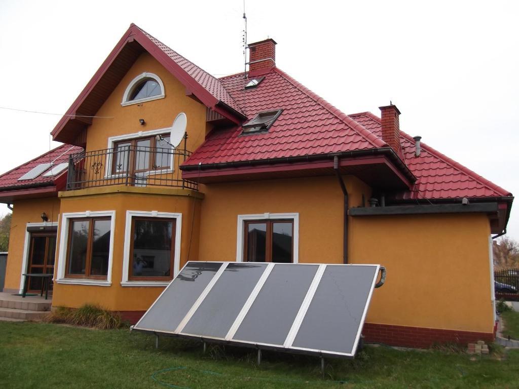 Dworek W Zieleni Homestay *