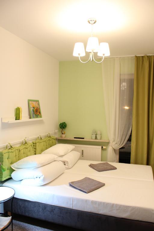 Kolorowa Guest