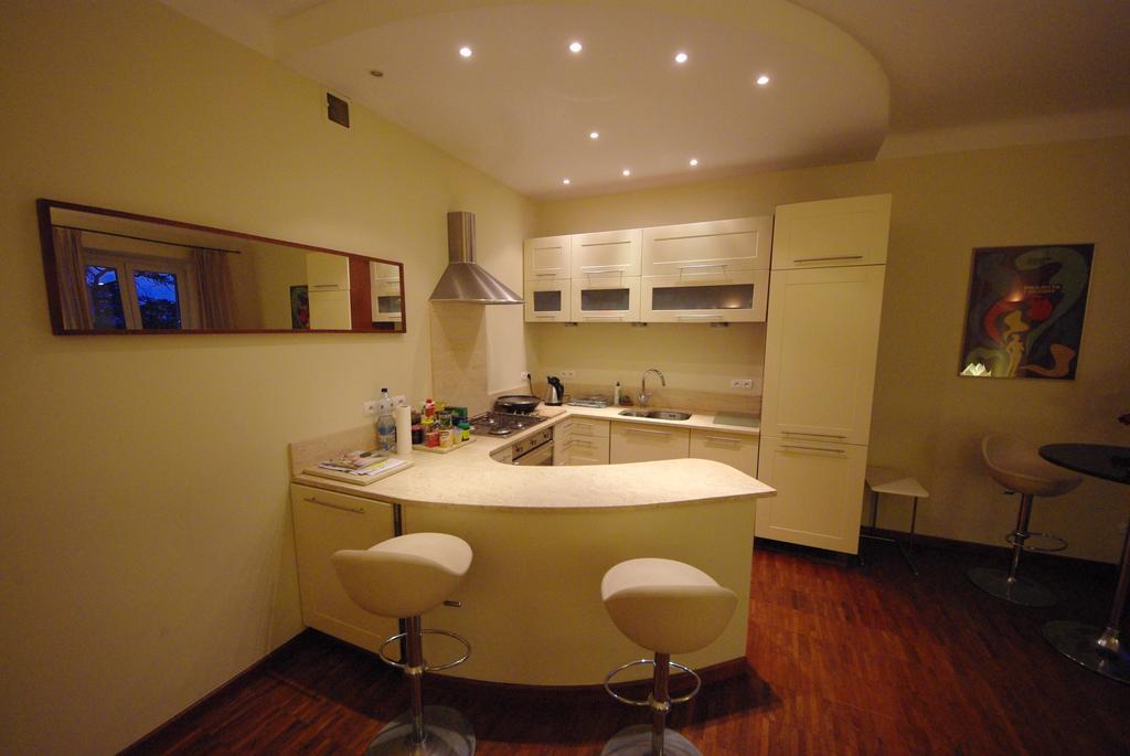 Apartment With Us Filtrowa 61
