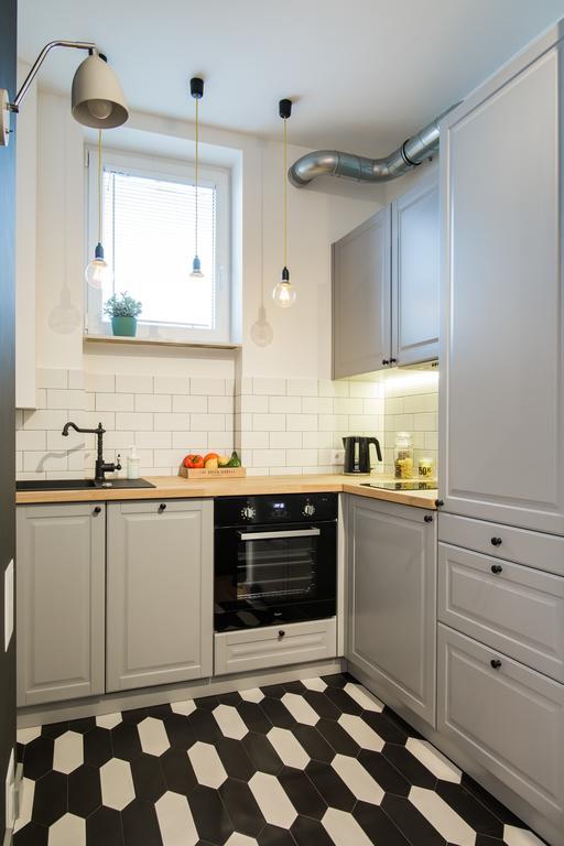 Apartament Shortstaypoland Niepodleglosci *
