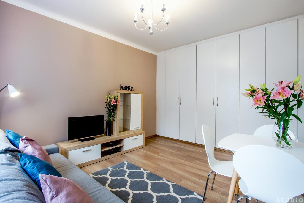 Clicktheflat Avenue Place Apart Rooms Warsaw
