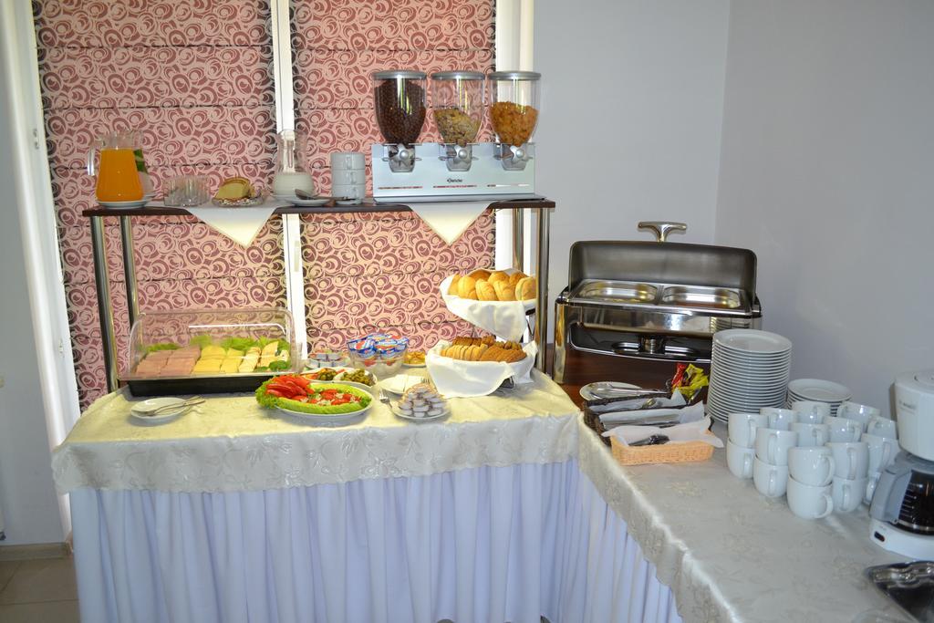 Kalinowy Sen Holiday park Warsaw