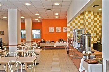 Khách sạn Premiere Classe Centrum