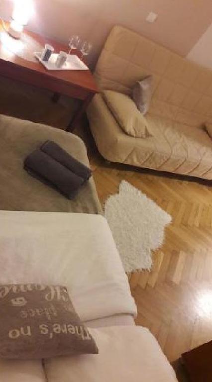 Apartment Metro Swietokrzyska Bagno 3 Warsaw
