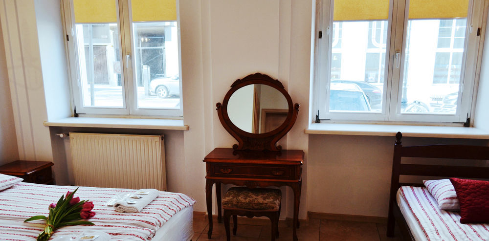 Puffa Hostel Lux Hostel