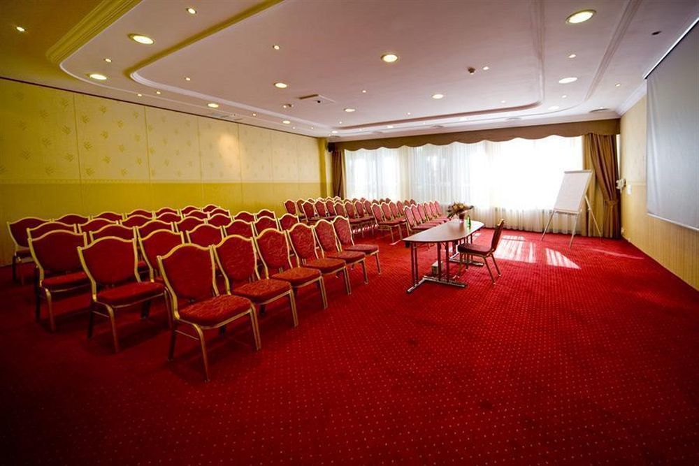 Hotel Boss 3*