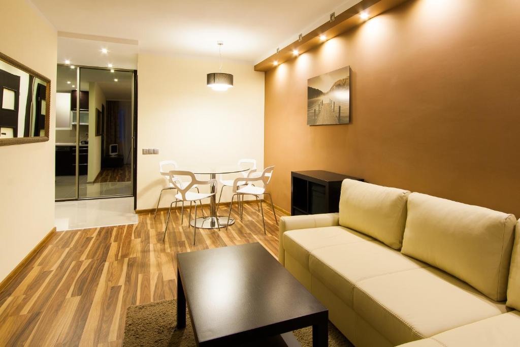 Apartament Luxury Apartment *