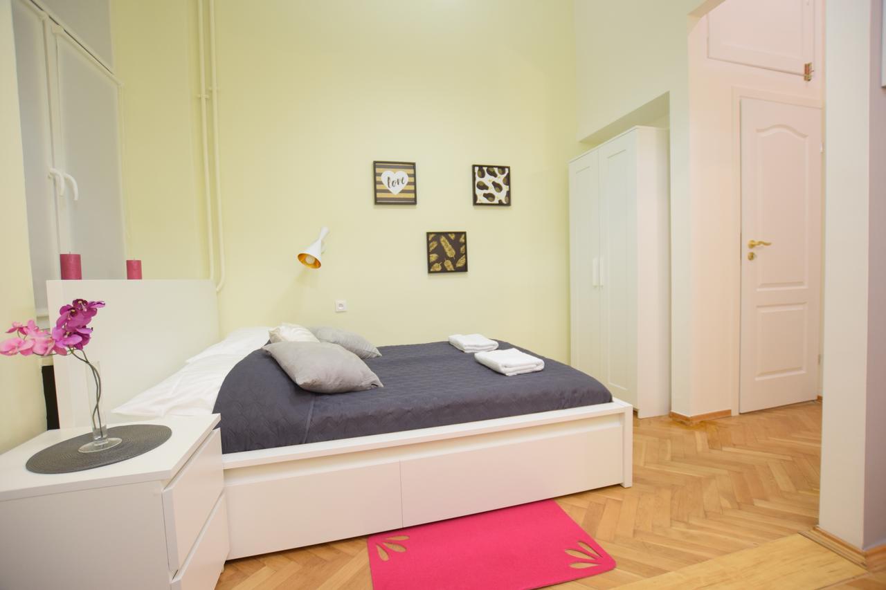 Apartment Elegant Copernicus Warschau