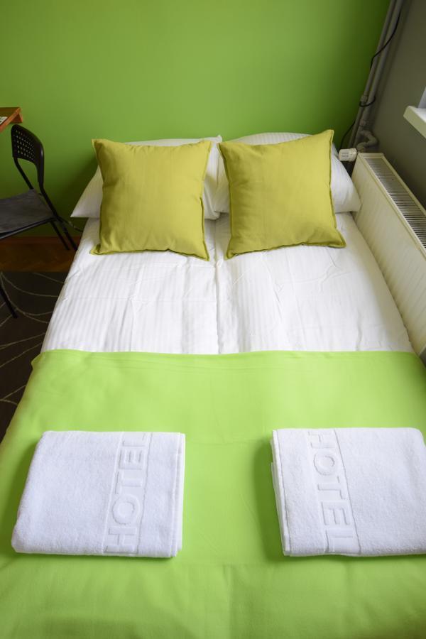 Elegant Chmielna Promenade Apartment *