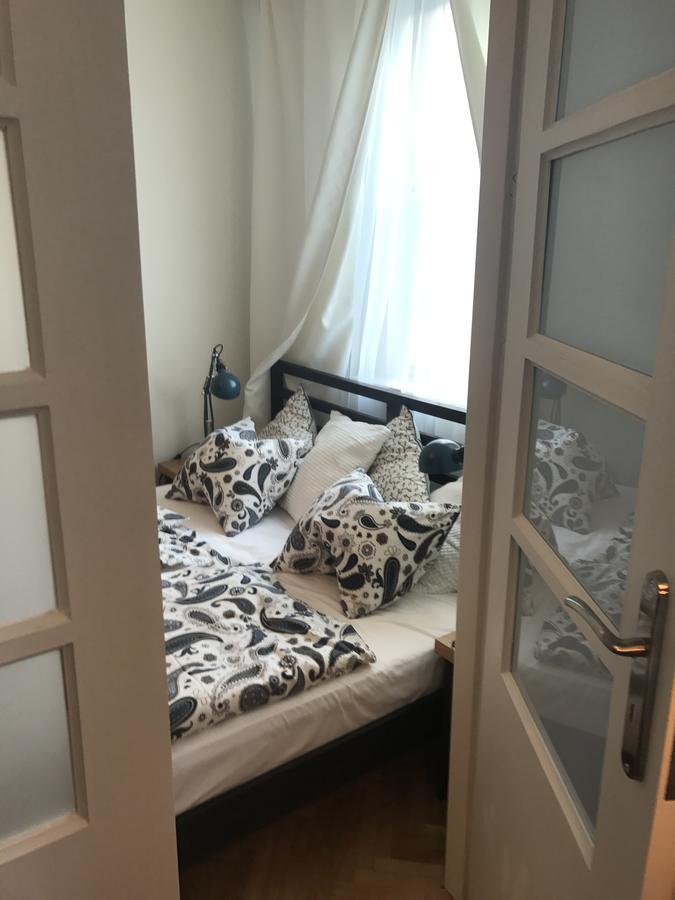 Stare Miasto Miodowa 26 *