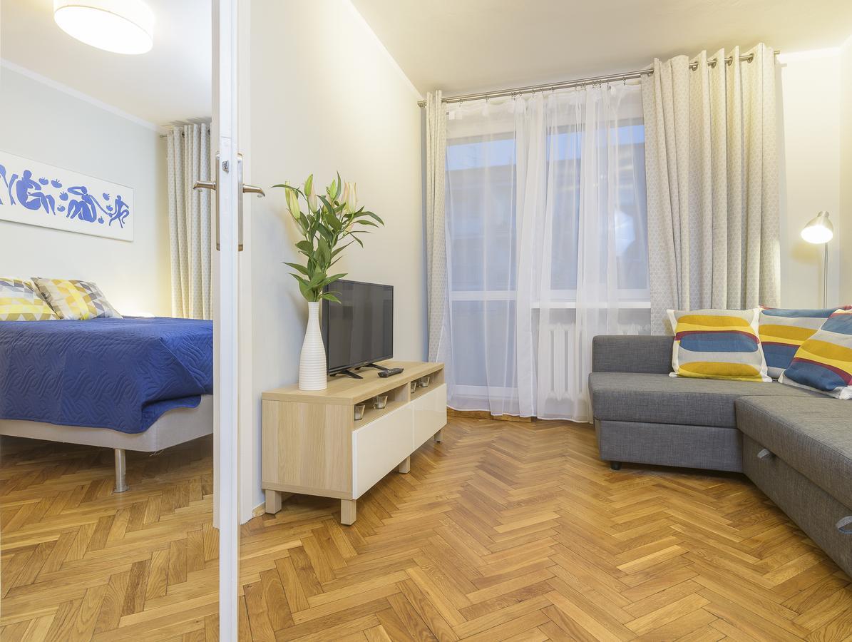 Heavenly In The Old Town Apartment