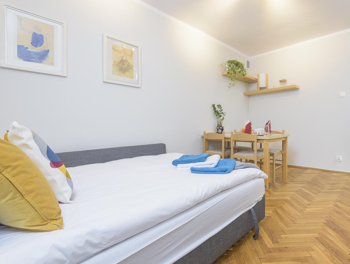 Heavenly In The Old Town Apartment