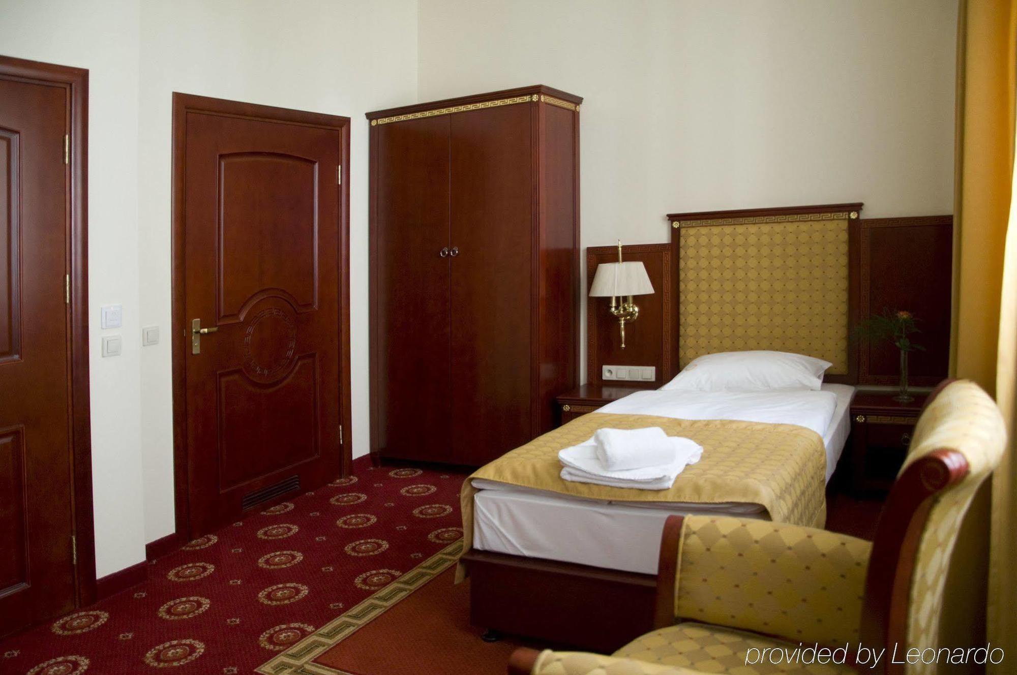 Hotel Holiday Park 3* Warsaw