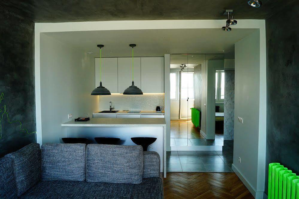 Apartment Centre