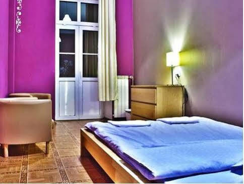 Nathan's Hostel