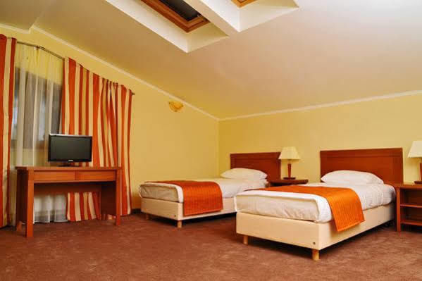 Willa Amfora Guest house Warsaw