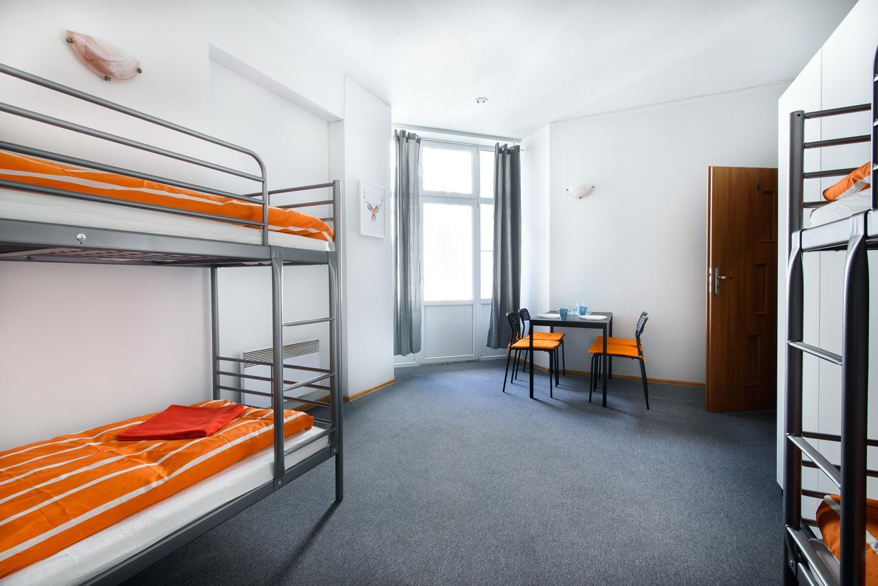 Hostel Constitution Square