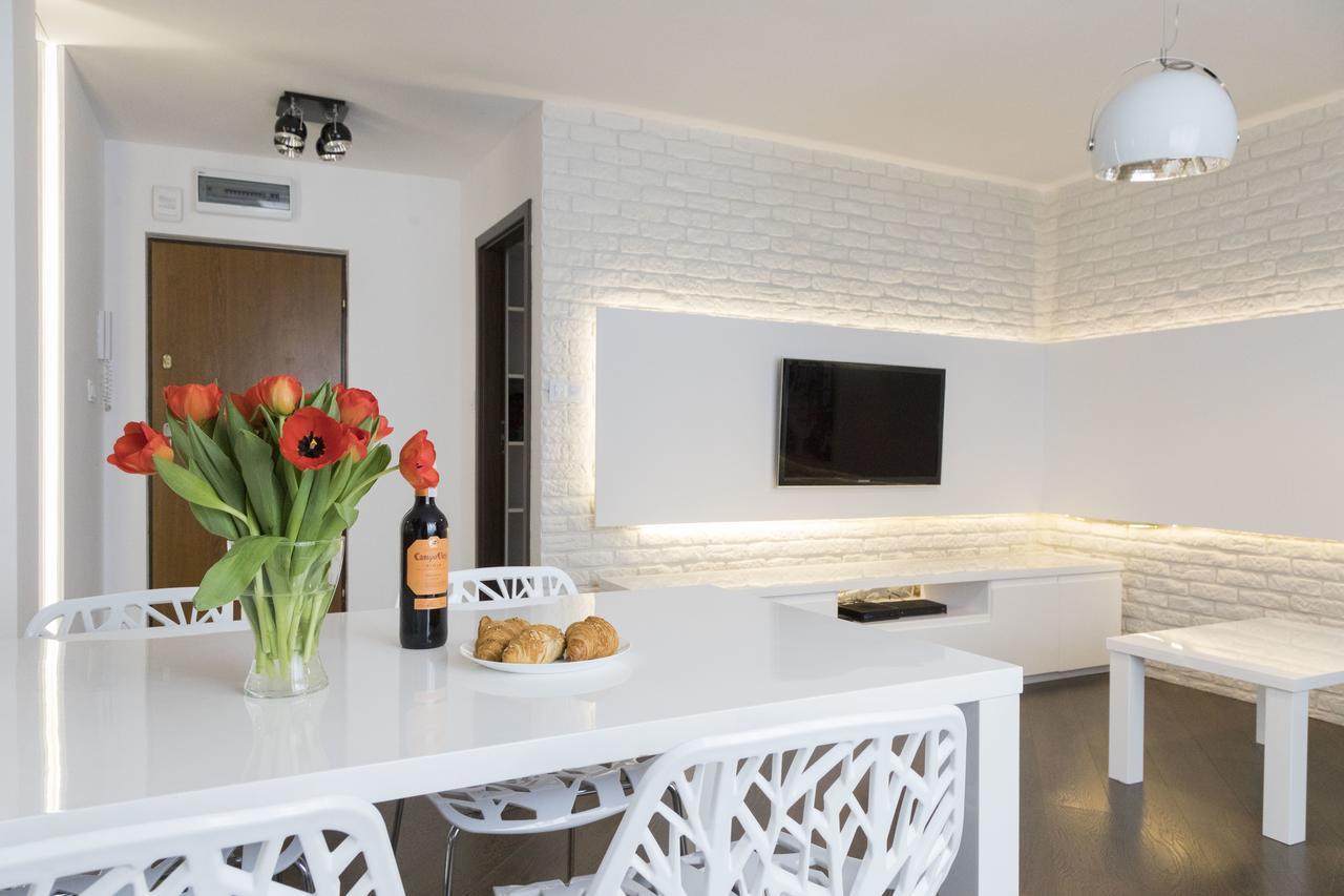 One By Your Freedom Apartment *