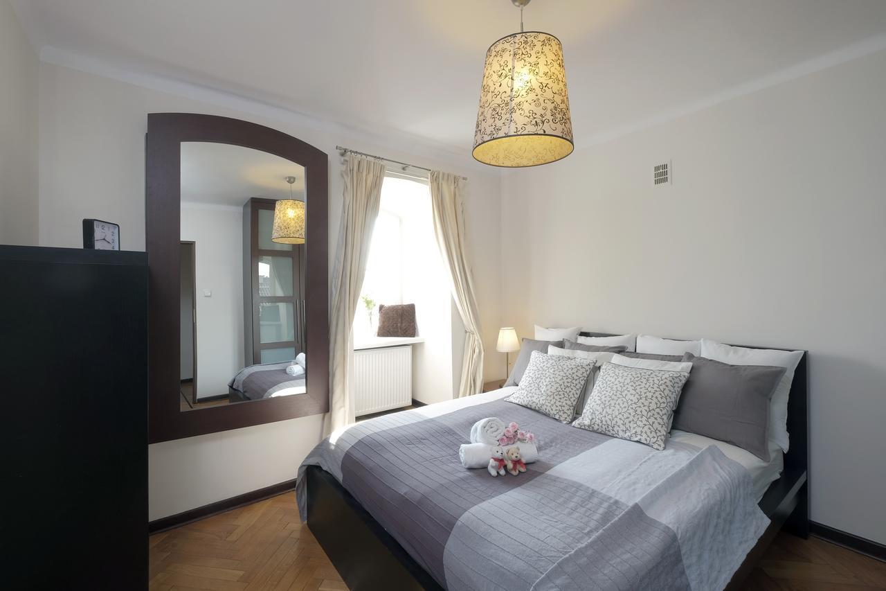 Apartment Old Town 2 By Renters