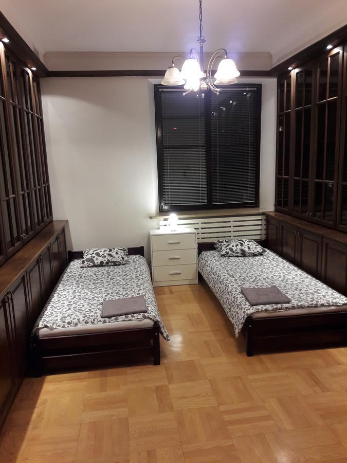 Wood Stara Ochota Privatunterkunft *