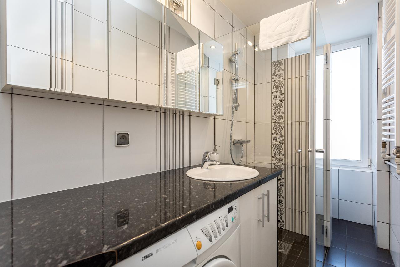 Chmielna By Your Freedom Apartment
