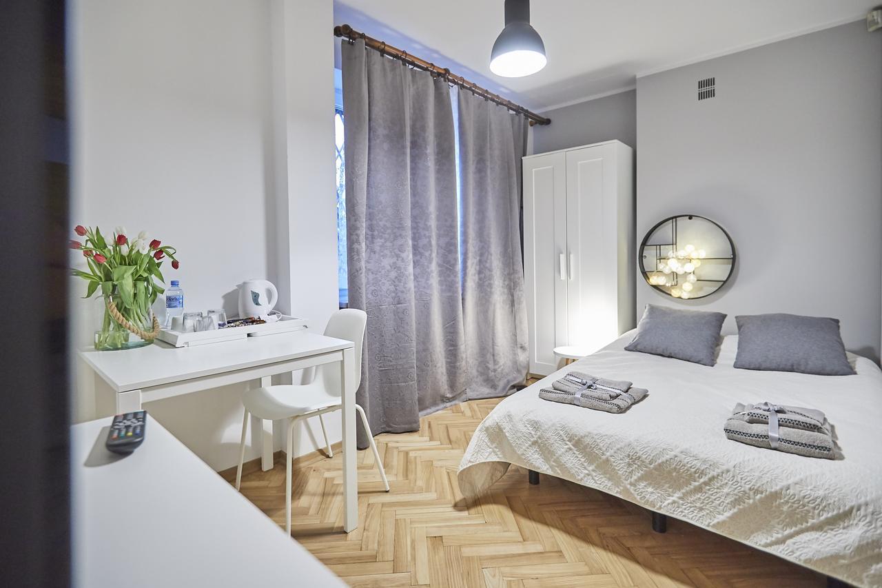 Bed & Breakfast Apart Roma Warsaw