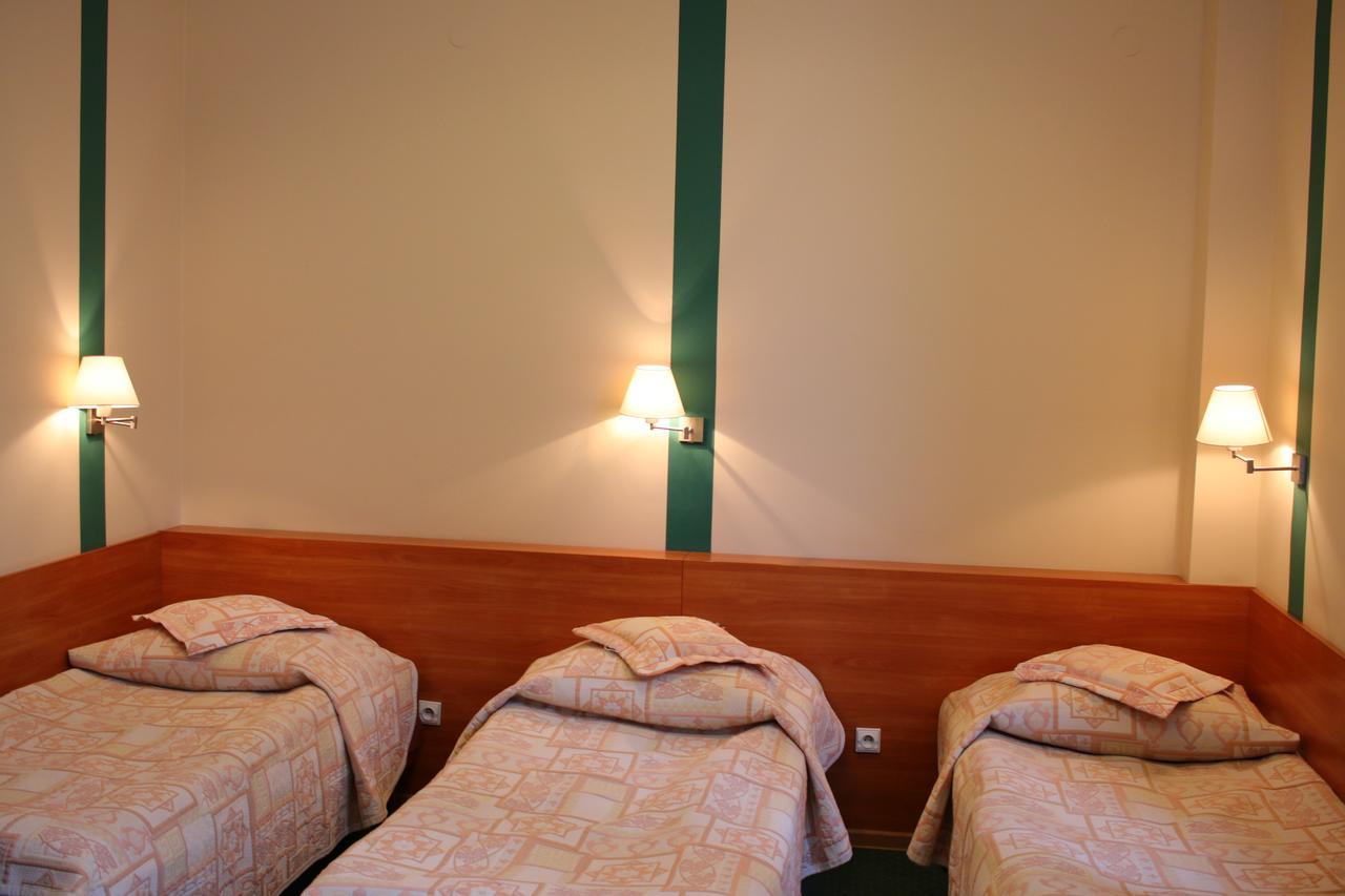 Amicus Zoliborz Bed & Breakfast 2*