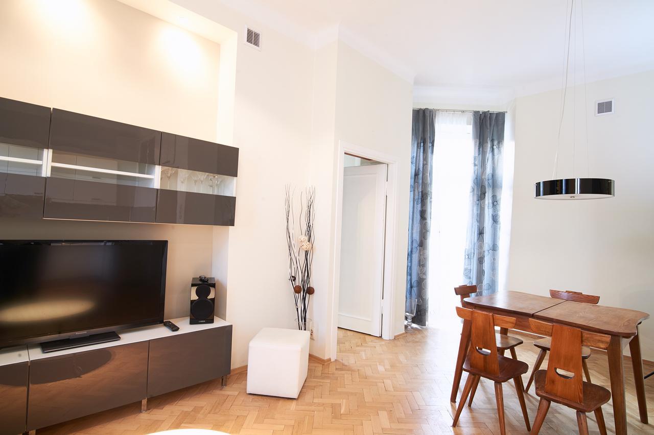 Goodnight Apartmens Wilcza 11 Warsaw