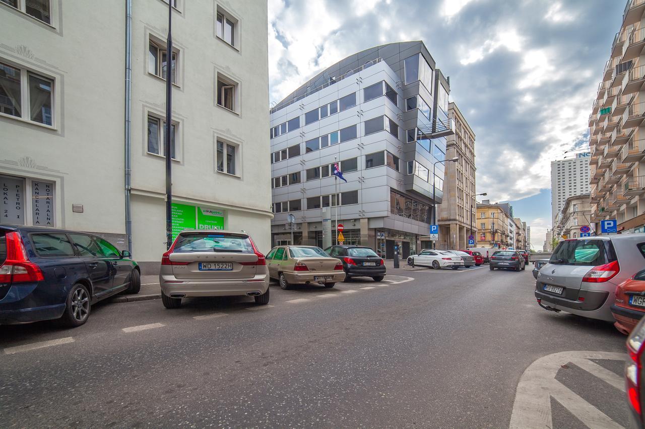Madelaine By Renters * Warsaw