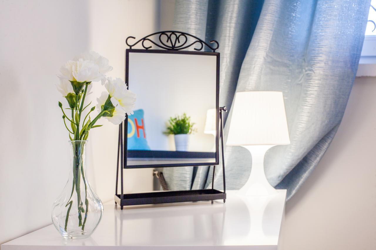 Apartment Apartments Dexter Warsaw By Noclegi Renters