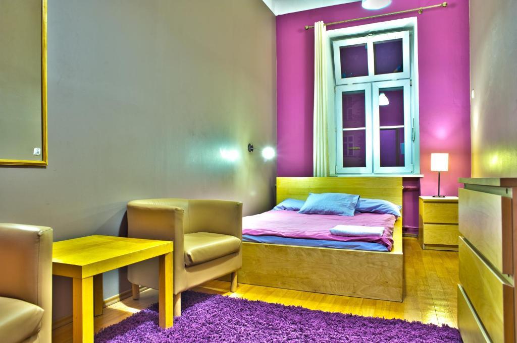 Nathan's Hostel