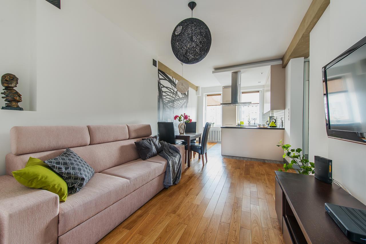 Apartment Chmielna 73 P&o Serviced