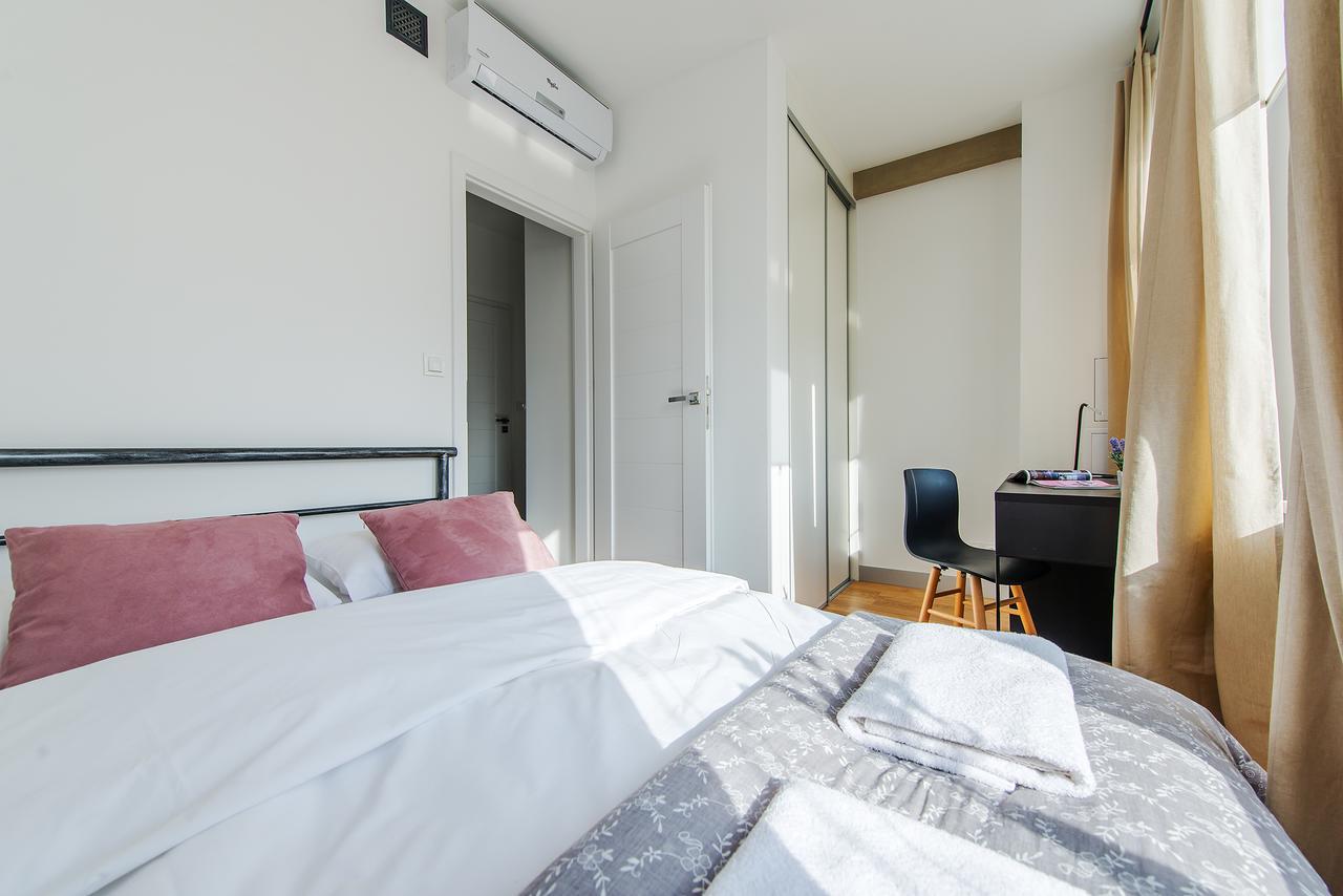 Apartment Chmielna 73 P&o Serviced *