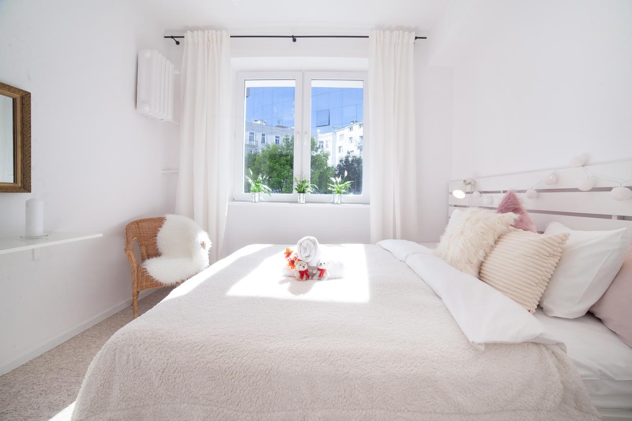 Grace By Renters Apartment Warsaw