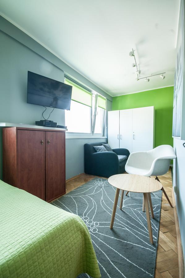 Elegant Chmielna Promenade Apartment *