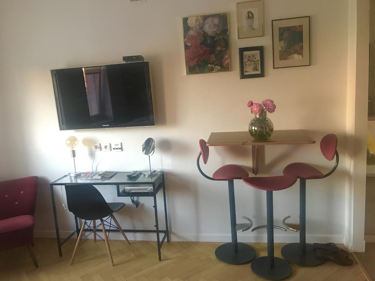 Przystanek Mdm Bed&breakfast Warsaw