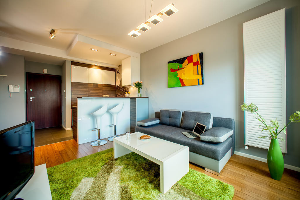 Platinum Towers E-apartments